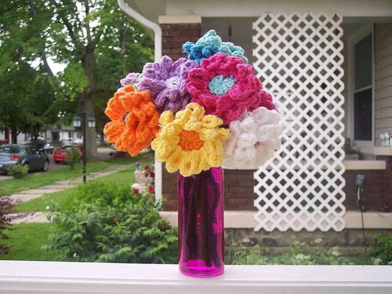 Crochet Color Flowers Free Pattern for Mom