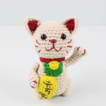 Free Lucky Cat Amigurumi Crochet Pattern