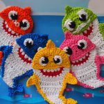Baby Shark and His Family Free crochet pattern