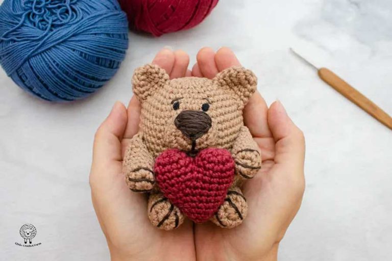 Crochet Chubby Valentine Bear Free Amigurumi Pattern