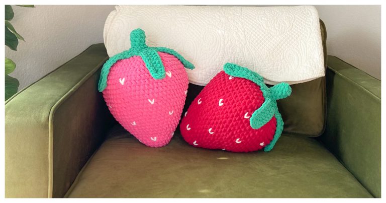 Giant Strawberry Plush Free Crochet Pattern and Video Tutorial
