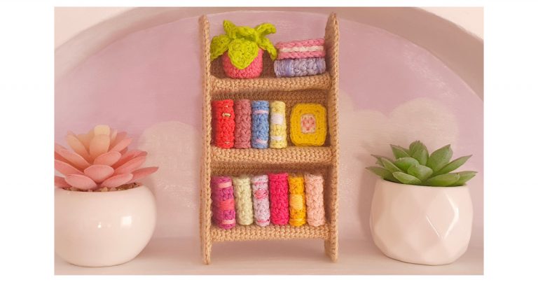 Miniature Bookshelf Free Crochet Pattern