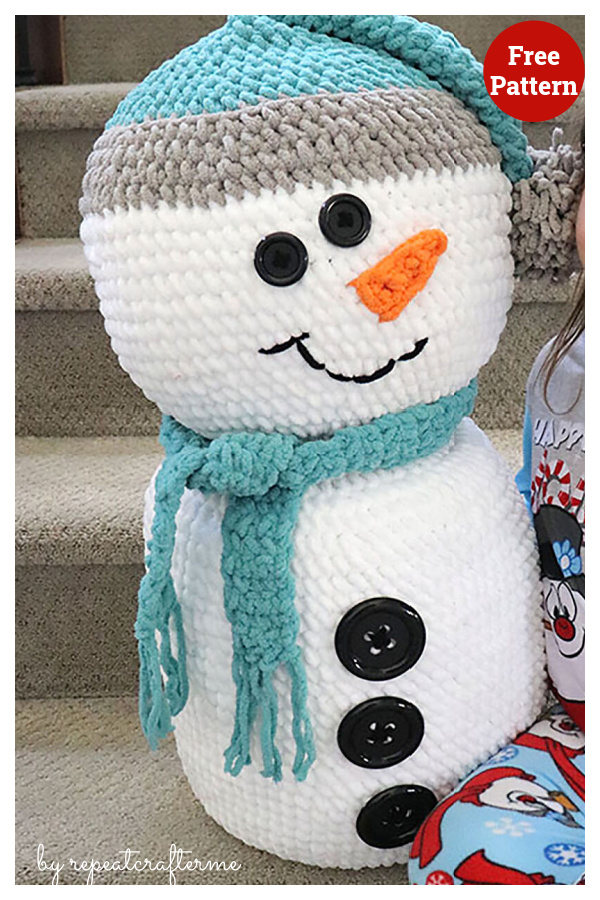 Giant Snowman Free Crochet Pattern