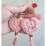 Heart Keychain Free Crochet Pattern and Video Tutorial