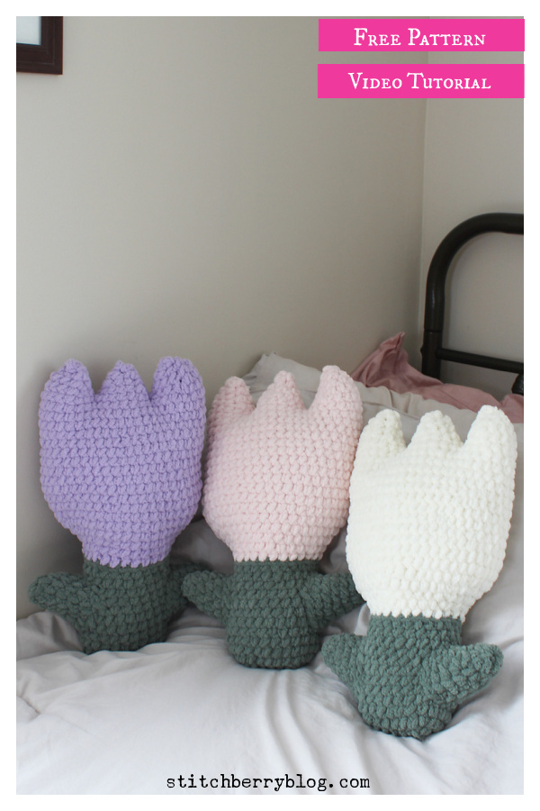 Tulip Pillow Free Crochet Pattern and Video Tutorial